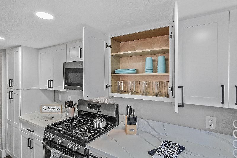 Furnished Finder property 395771_1 photo 12