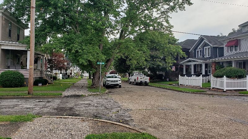 View of the neighborhood looking South.