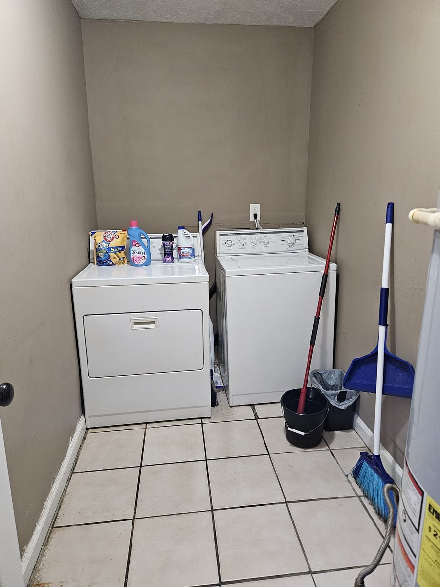 Furnished Finder property 396072_1 photo 37