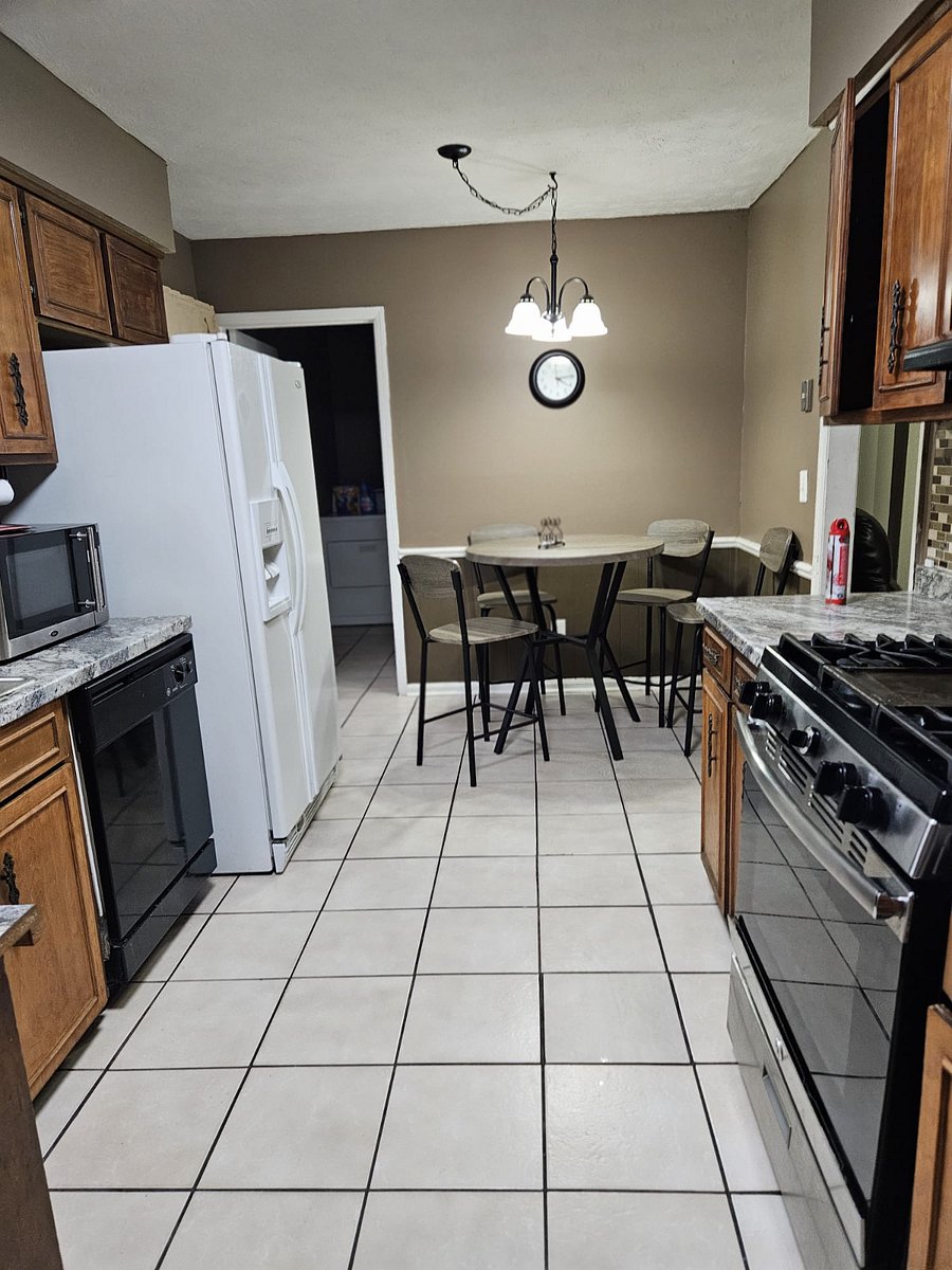 Furnished Finder property 396072_1 photo 38