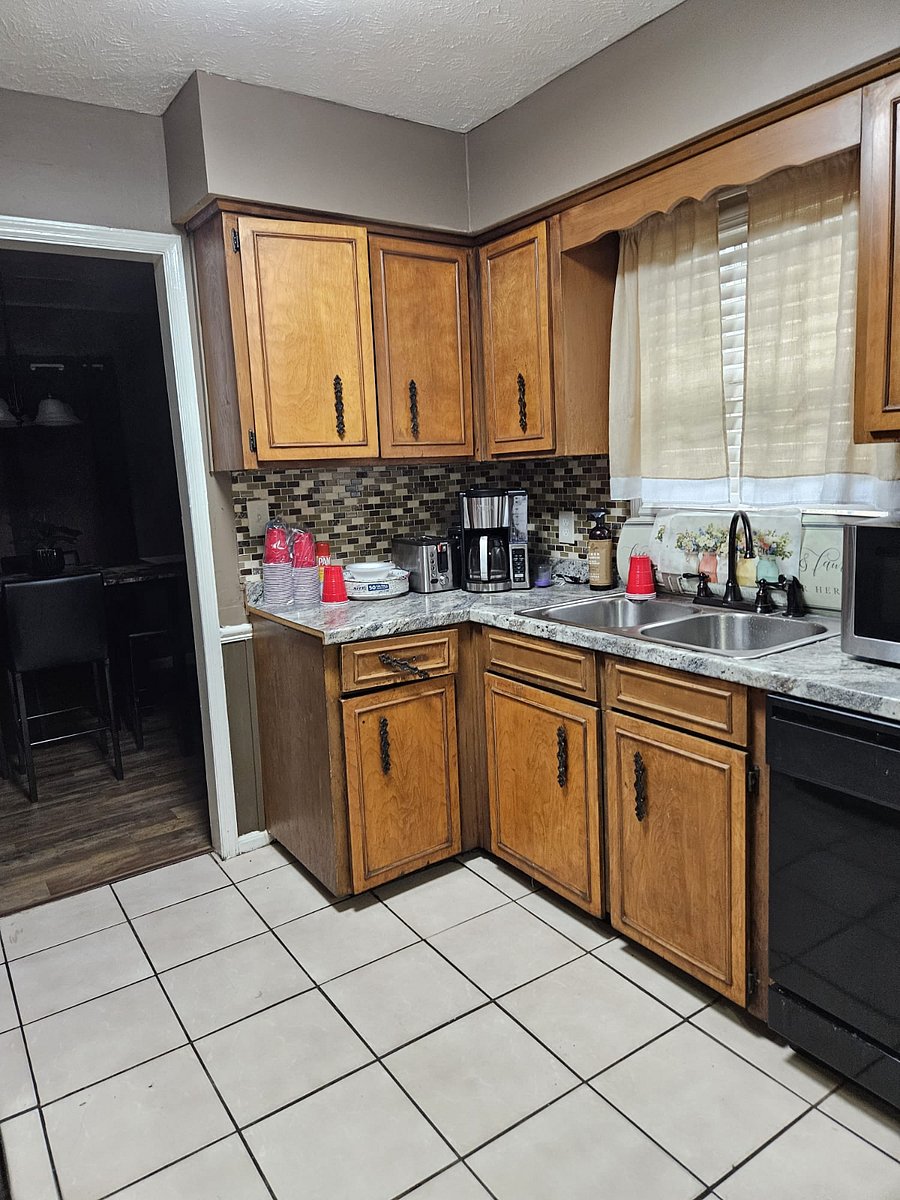 Furnished Finder property 396072_1 photo 41