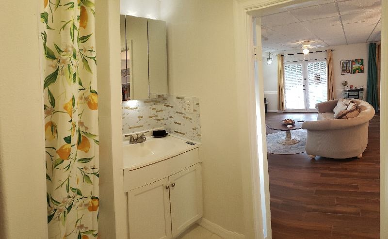 Furnished Finder property 396128_1 photo 9