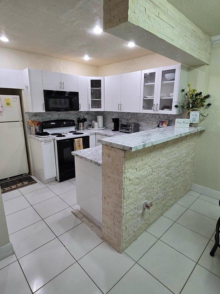Furnished Finder property 396141_1 photo 22
