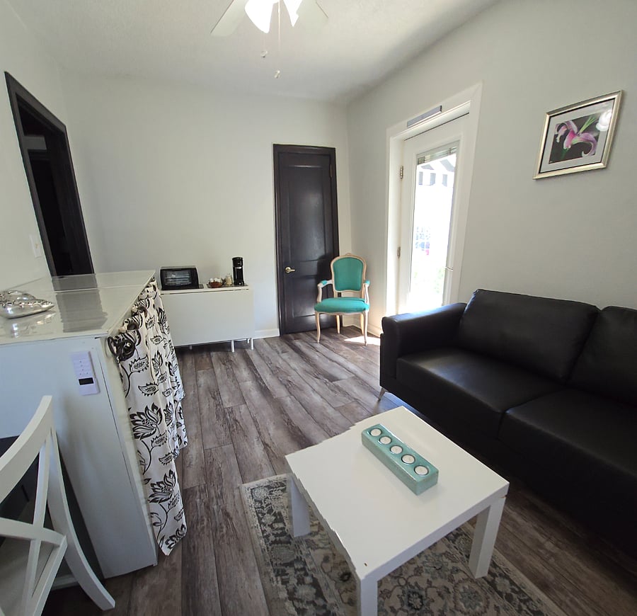 Furnished Finder property 396180_1 photo 4