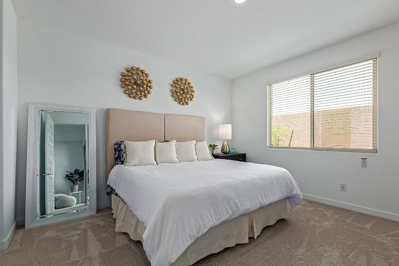 Furnished Finder property 396211_1 photo 13
