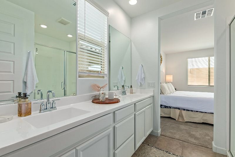 Furnished Finder property 396211_1 photo 17