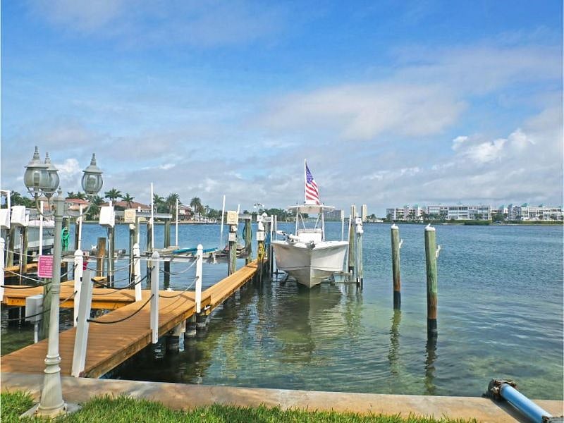 Furnished Finder property 396230_1 photo 24