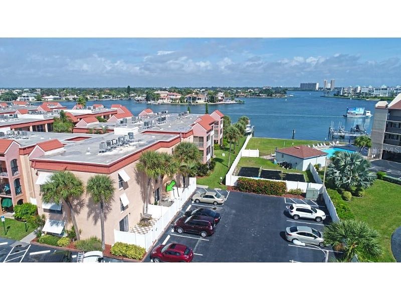 Furnished Finder property 396230_1 photo 16