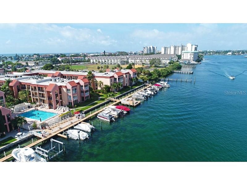Furnished Finder property 396230_1 photo 27