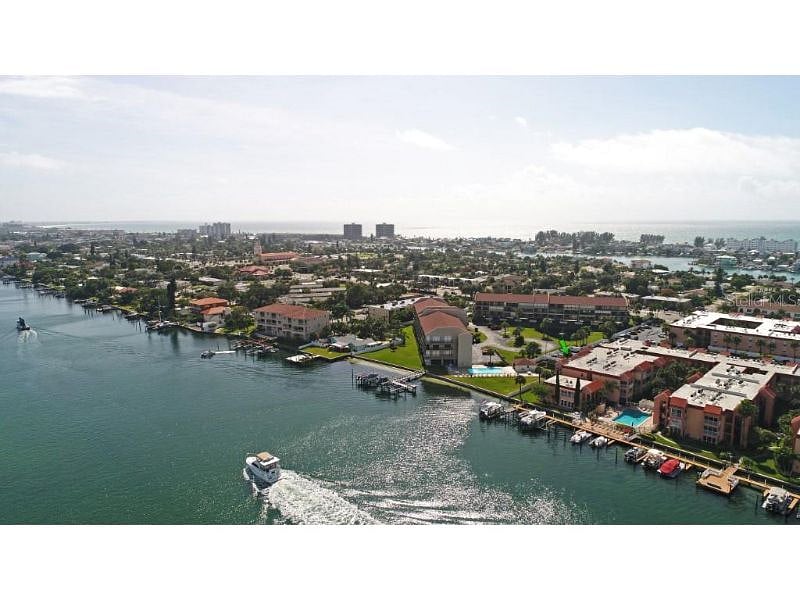 Furnished Finder property 396230_1 photo 28