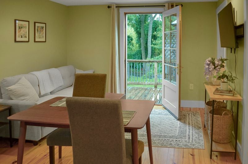 Furnished Finder property 396250_2 photo 7