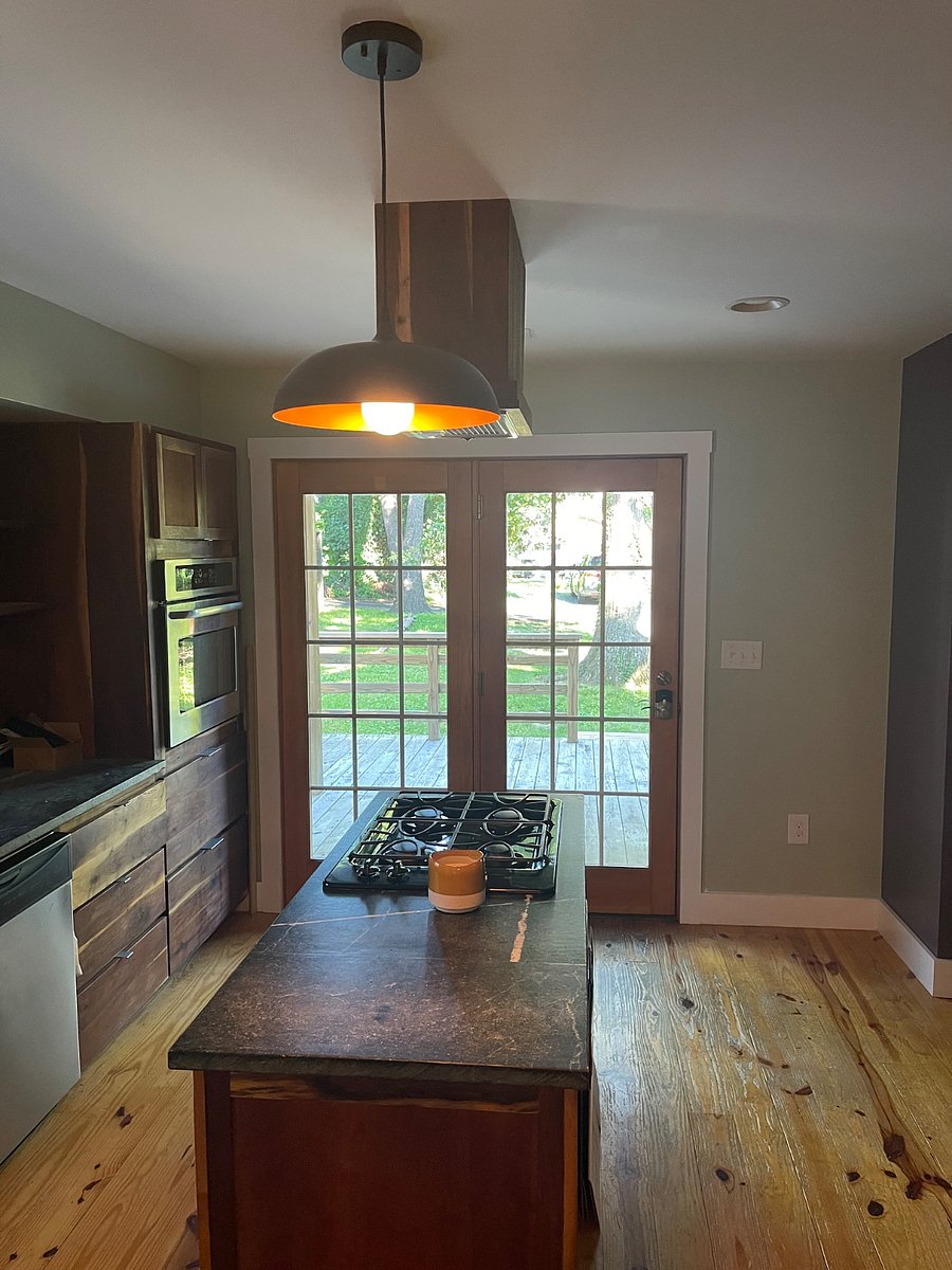 Spacious Kitchen