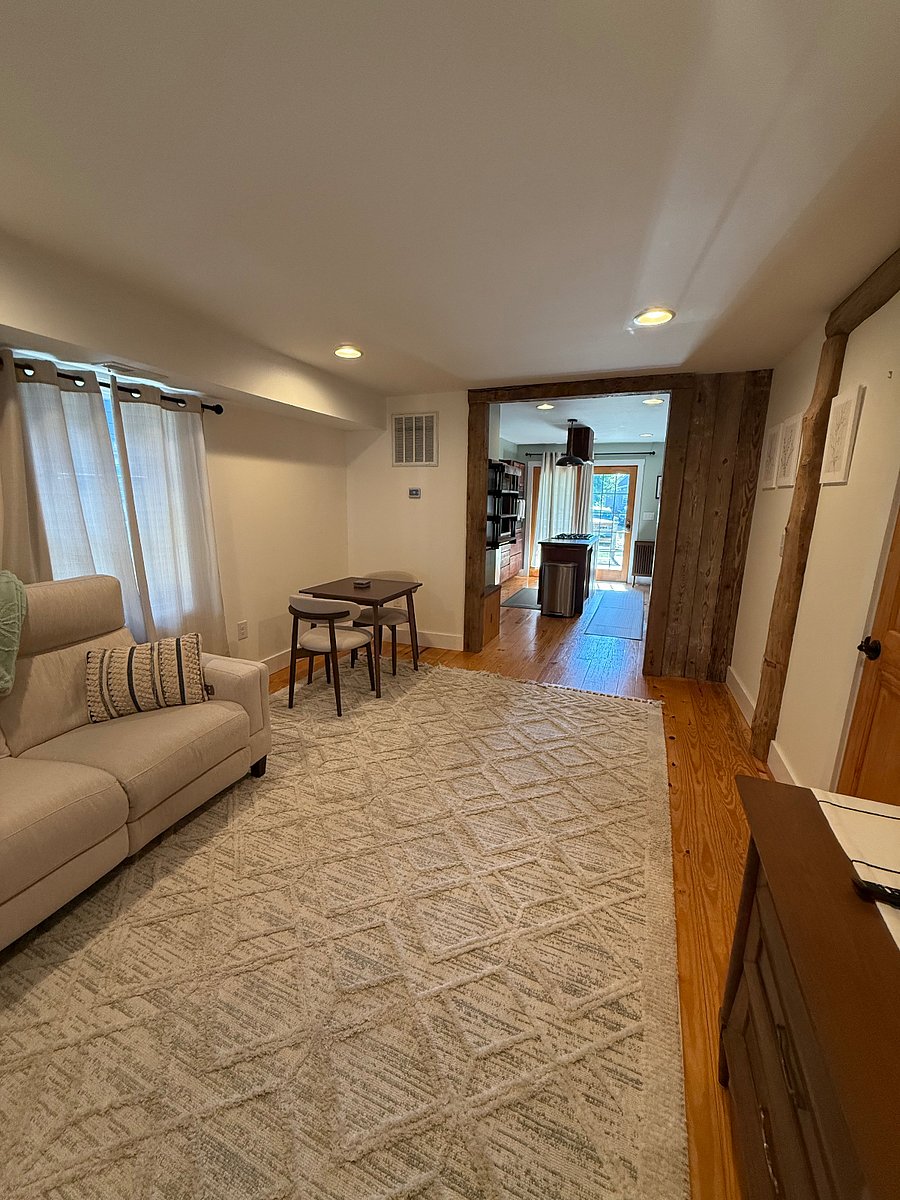 Furnished Finder property 396250_3 photo 11