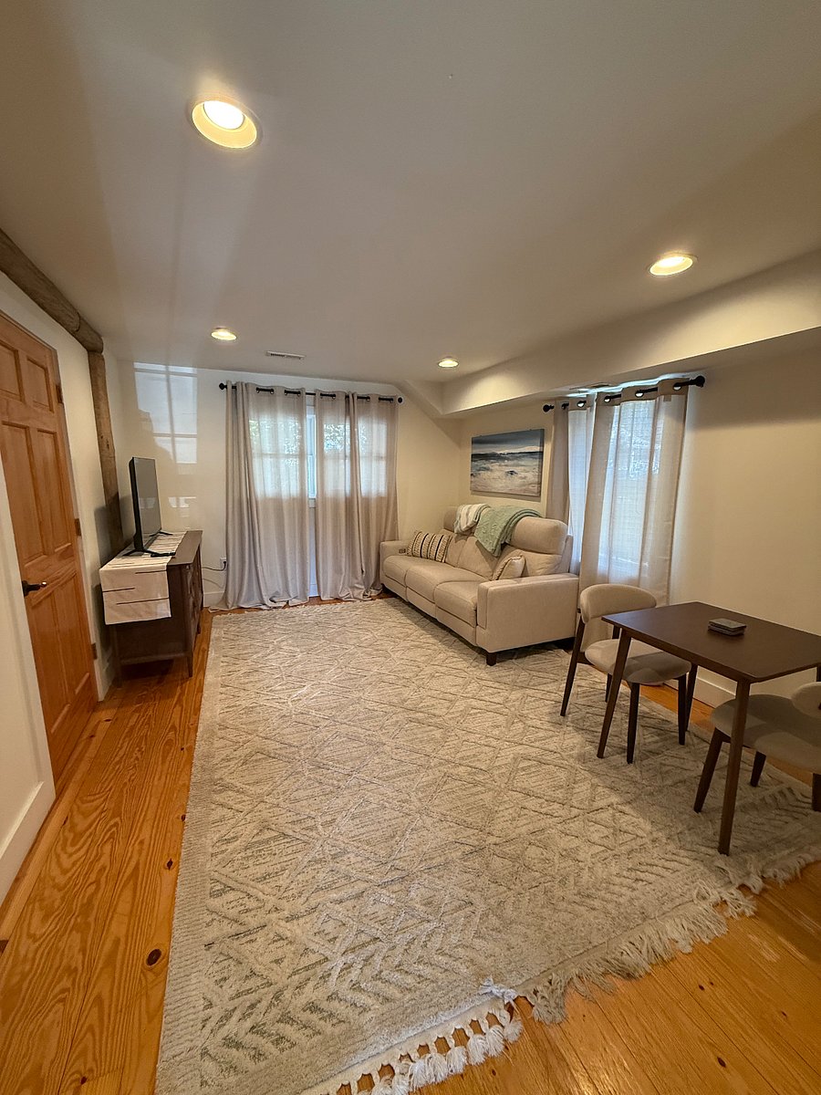 Furnished Finder property 396250_3 photo 12