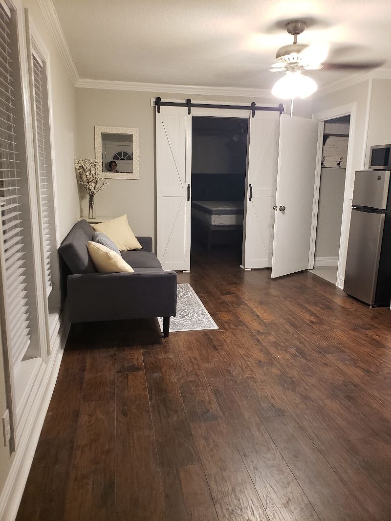 Furnished Finder property 396275_1 photo 2