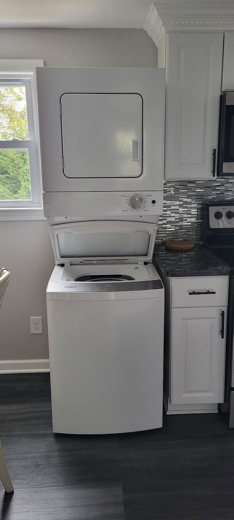 New washer/dryer recently installed.