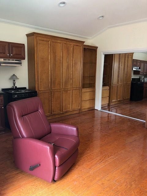 Furnished Finder property 396413_1 photo 3