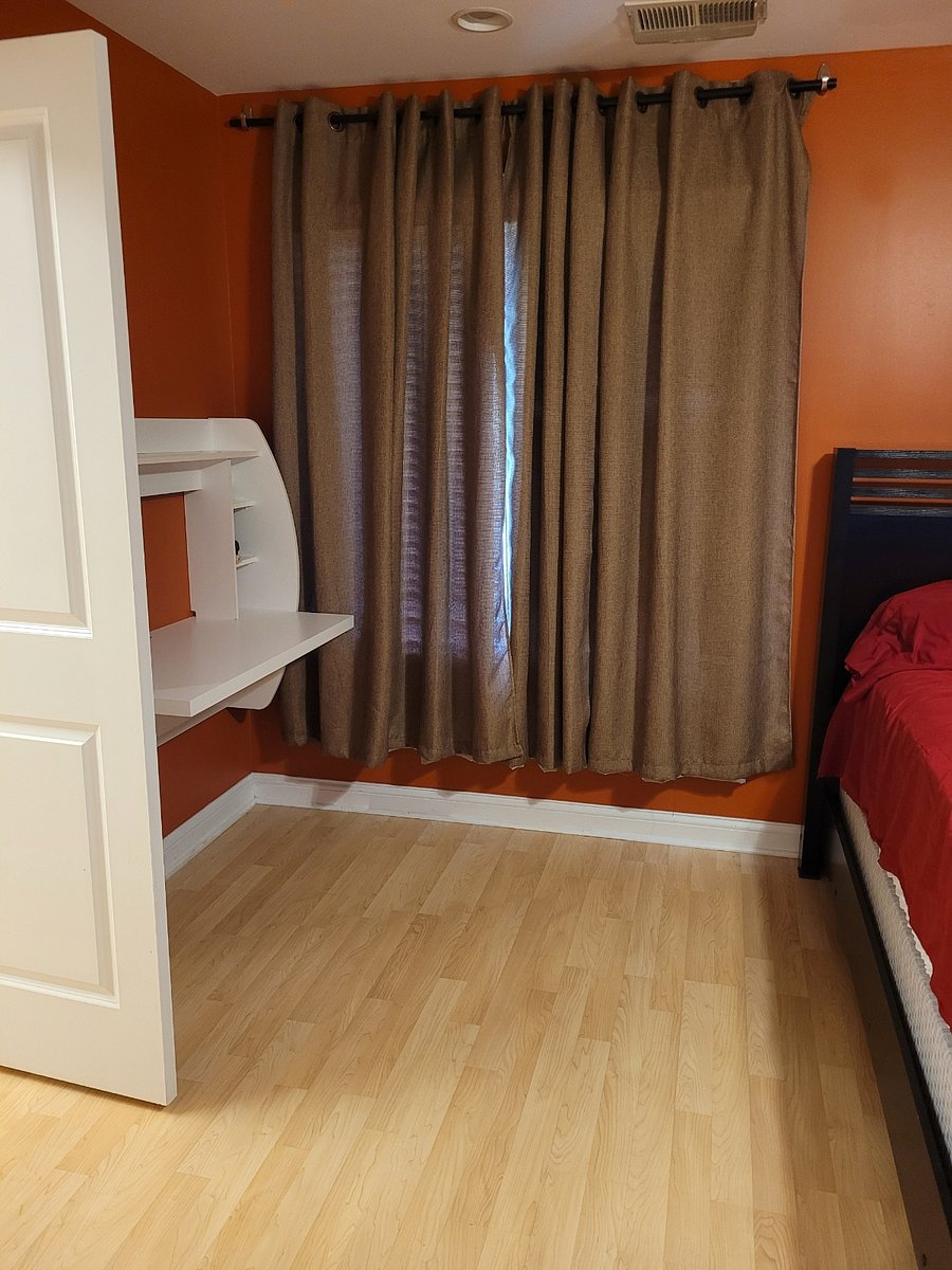 Bedroom #4 Upper level (Ensuite - Sweet Potato room)