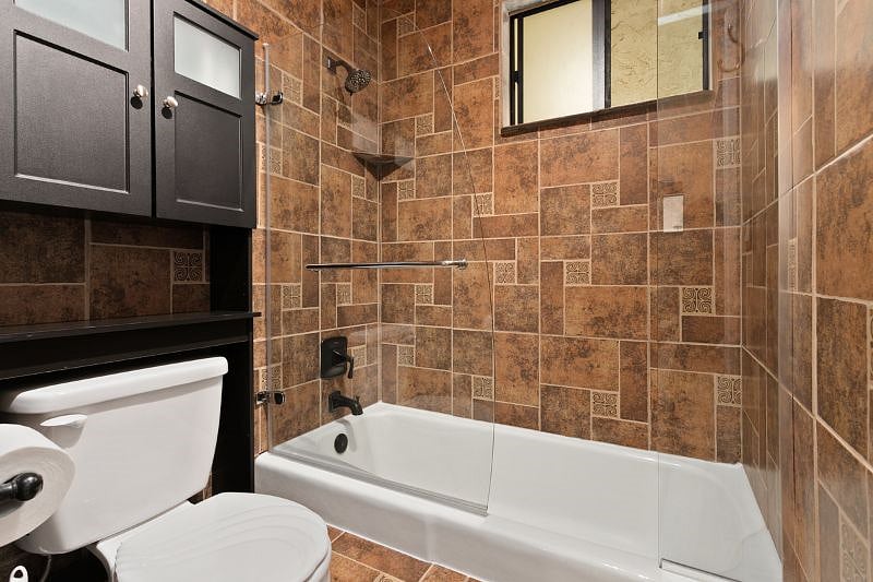 Master bedroom private bath