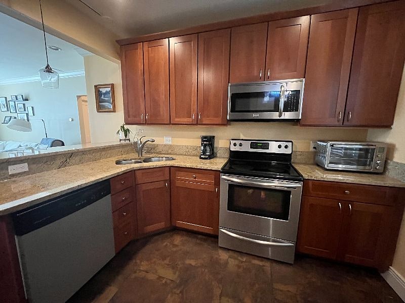Furnished Finder property 396644_1 photo 10