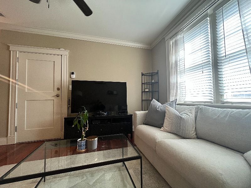 Furnished Finder property 396644_1 photo 6