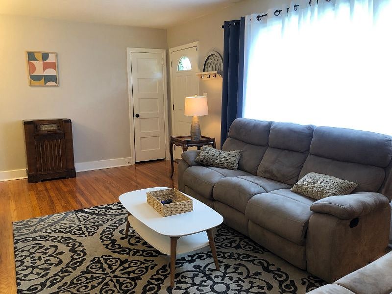 Furnished Finder property 396701_1 photo 5