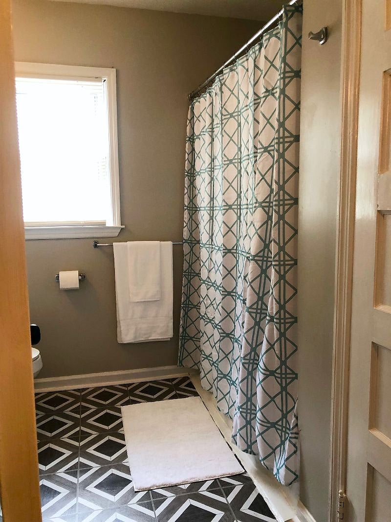 Furnished Finder property 396701_1 photo 18