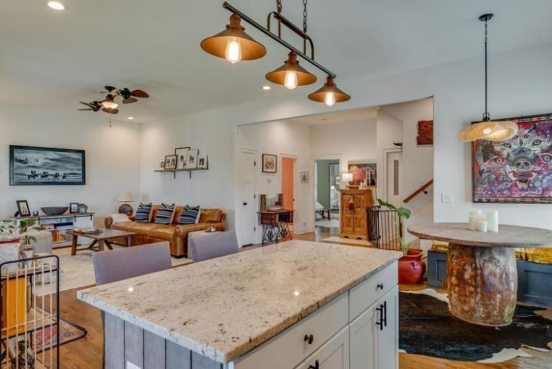 Furnished Finder property 396725_1 photo 13