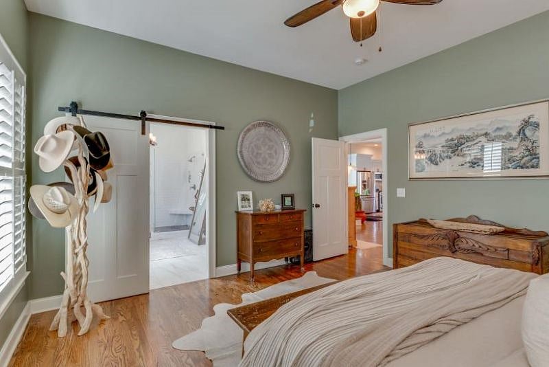Furnished Finder property 396725_1 photo 18