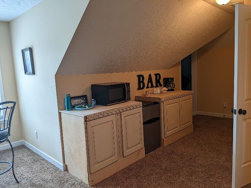 Furnished Finder property 396757_1 photo 6