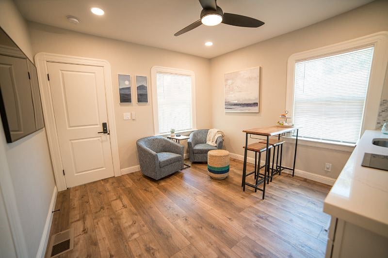 Furnished Finder property 396767_1 photo 20