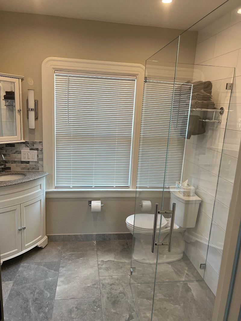 Furnished Finder property 396767_2 photo 24