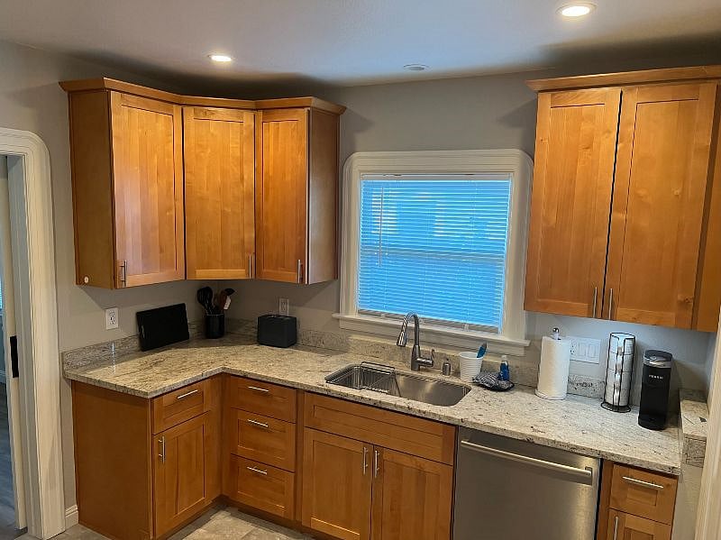 Furnished Finder property 396767_2 photo 14