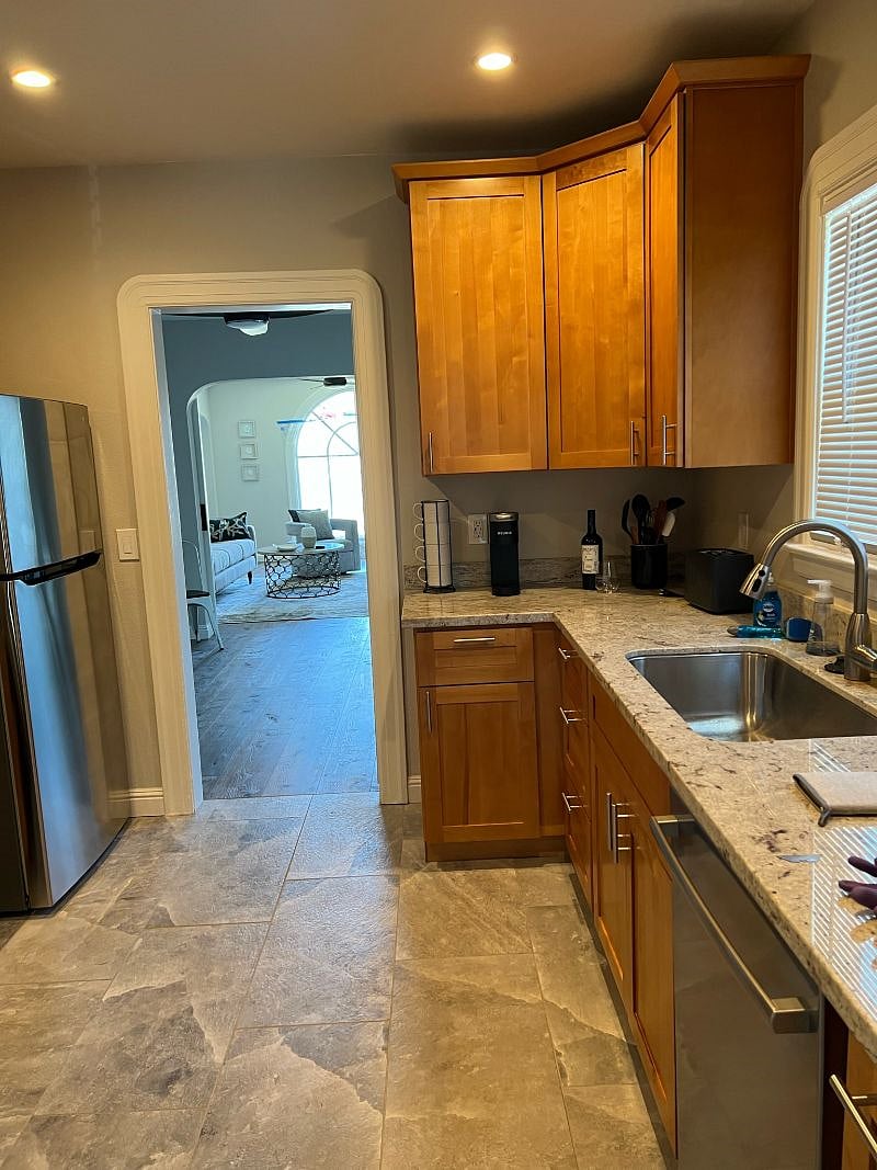 Furnished Finder property 396767_2 photo 16