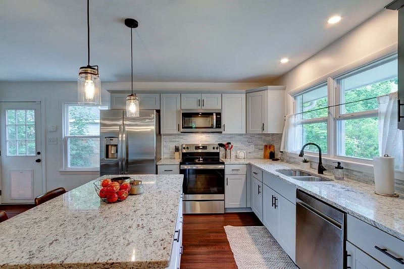 Furnished Finder property 396807_1 photo 4