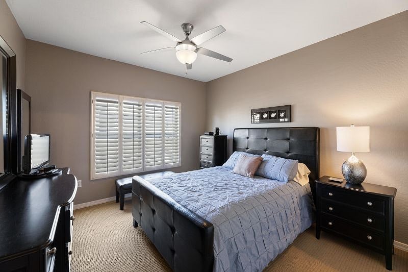 2nd bedroom