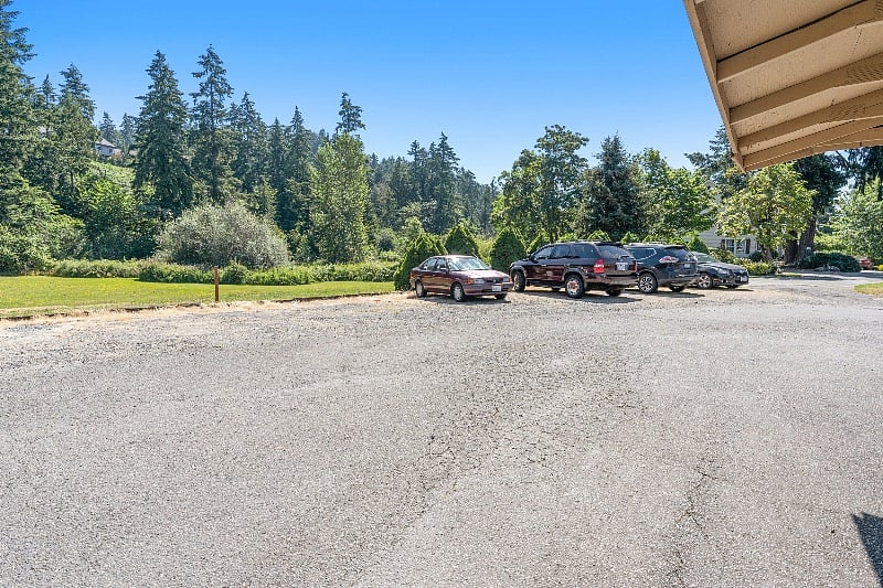 Furnished Finder property 396825_1 photo 17