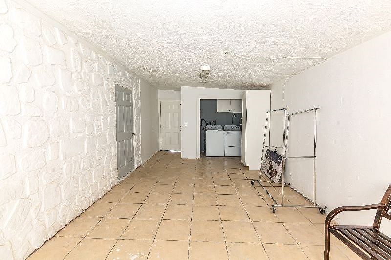 Furnished Finder property 396867_1 photo 17