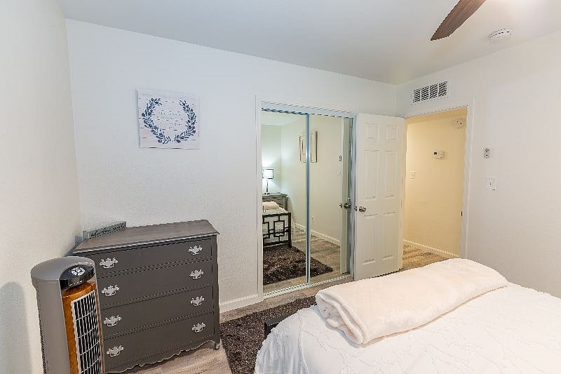 Furnished Finder property 396867_1 photo 22