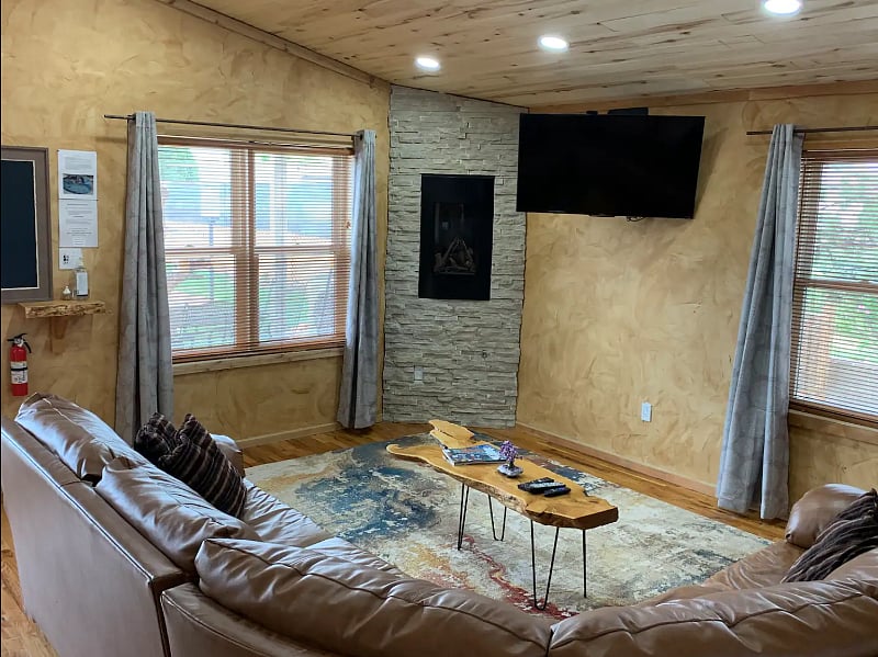 Furnished Finder property 396900_2 photo 8
