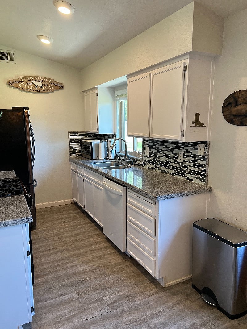 Furnished Finder property 397070_1 photo 24