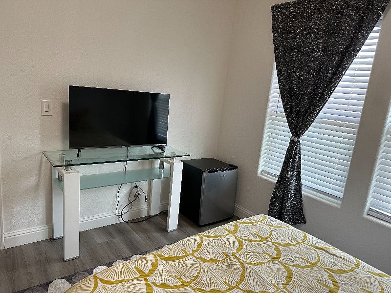 Furnished Finder property 397073_1 photo 14