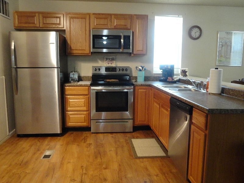 Furnished Finder property 397157_1 photo 5