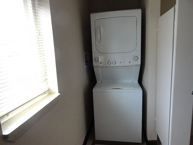 Furnished Finder property 397157_1 photo 12