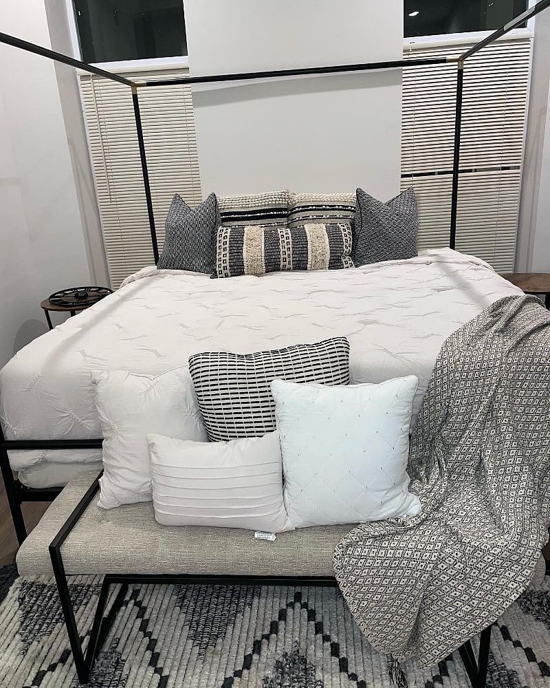 First floor king size bed suite with private bathroom.