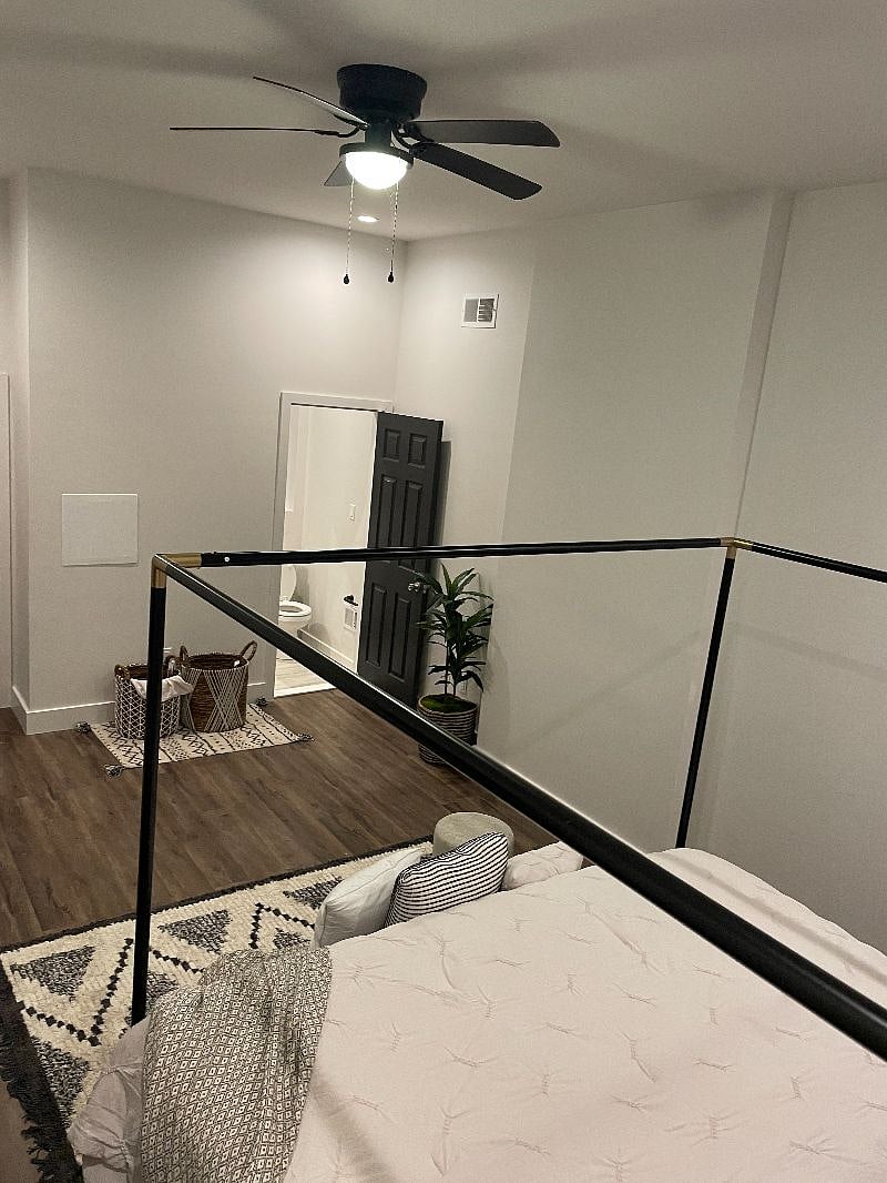 First floor king size bed suite with private bathroom.