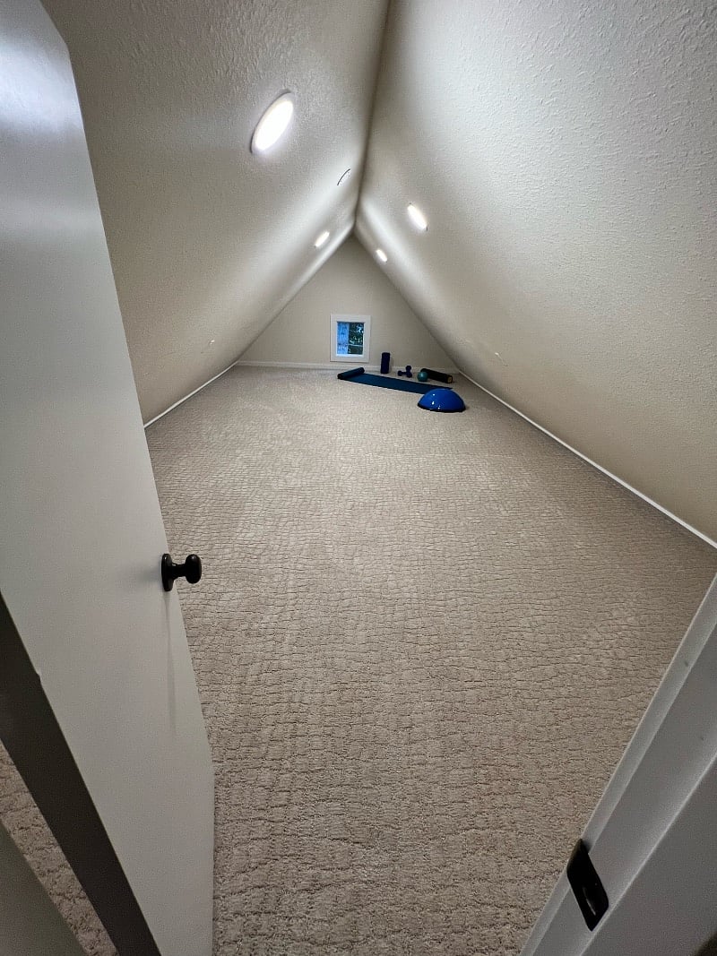 Upstairs Extra Room, Work out or Storage