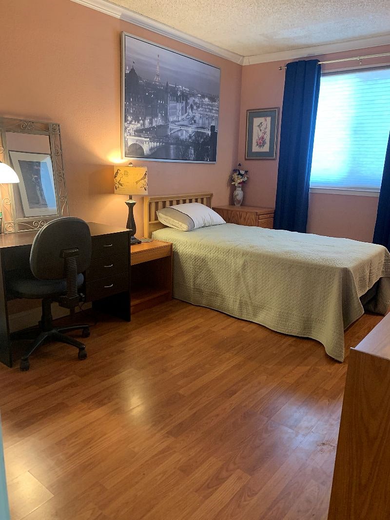 (Upstairs) Bedroom # 6