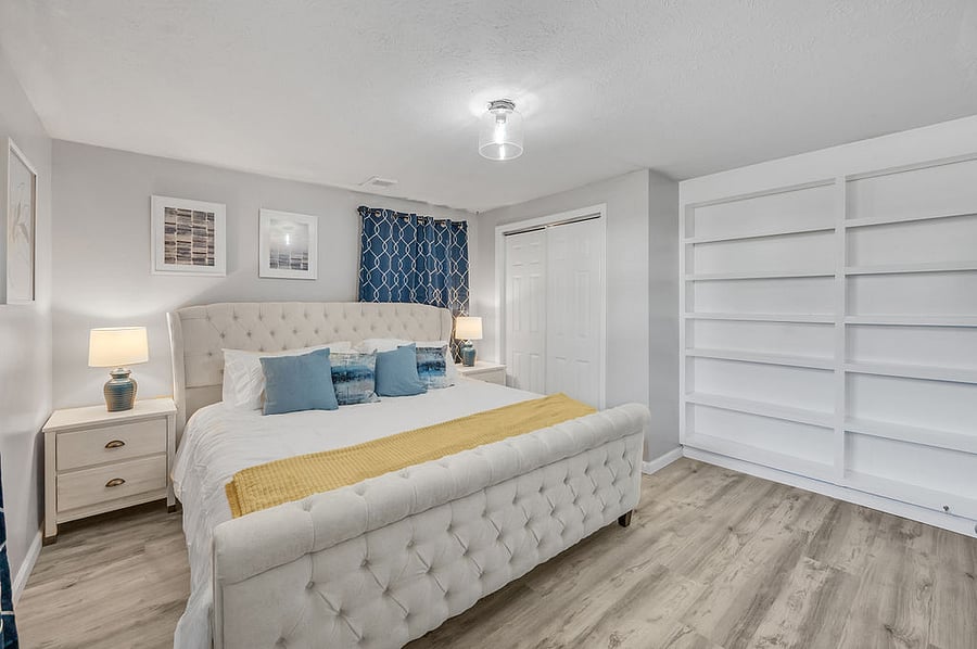 Downstairs king bed