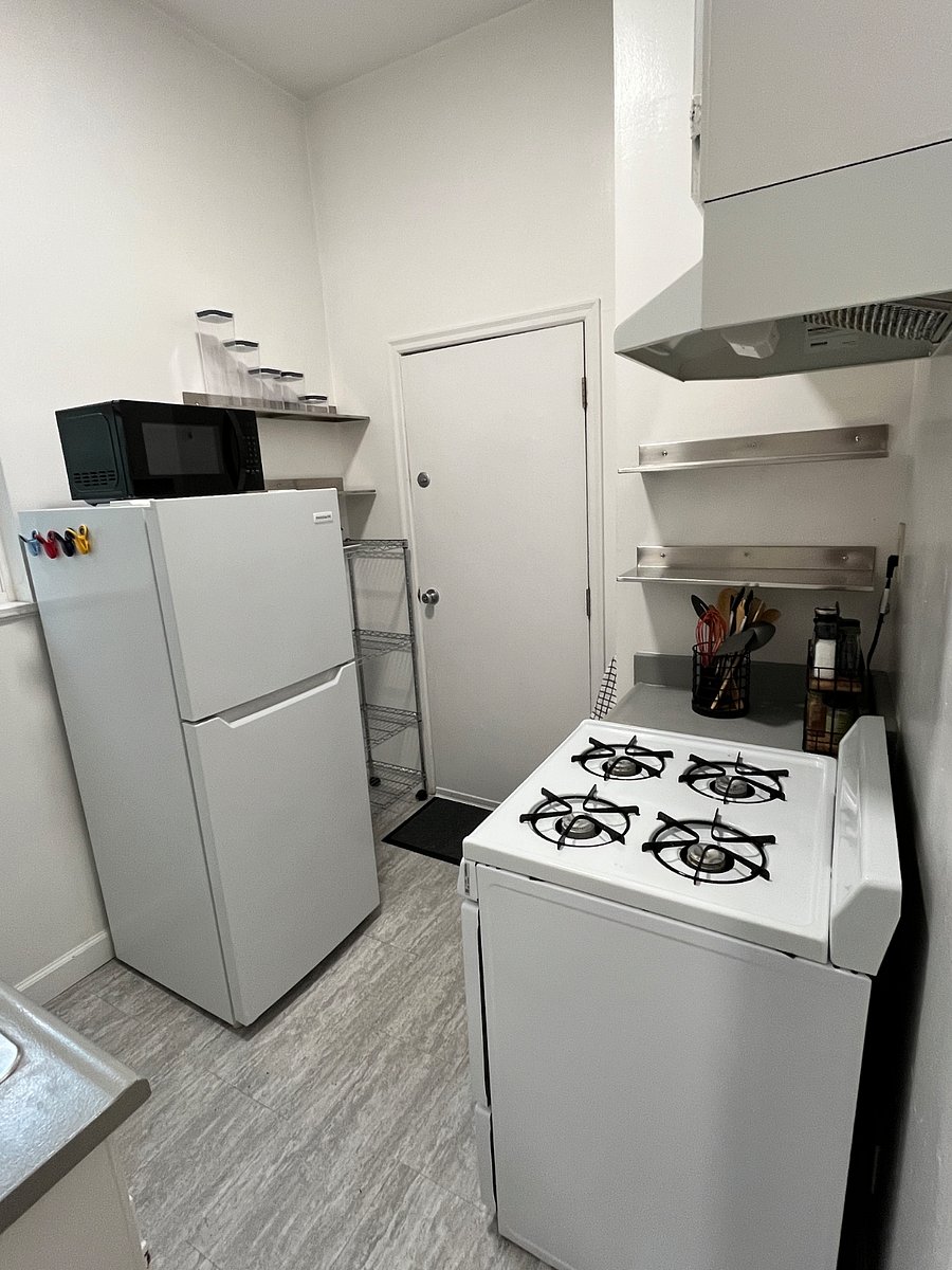 Furnished Finder property 397226_4 photo 11